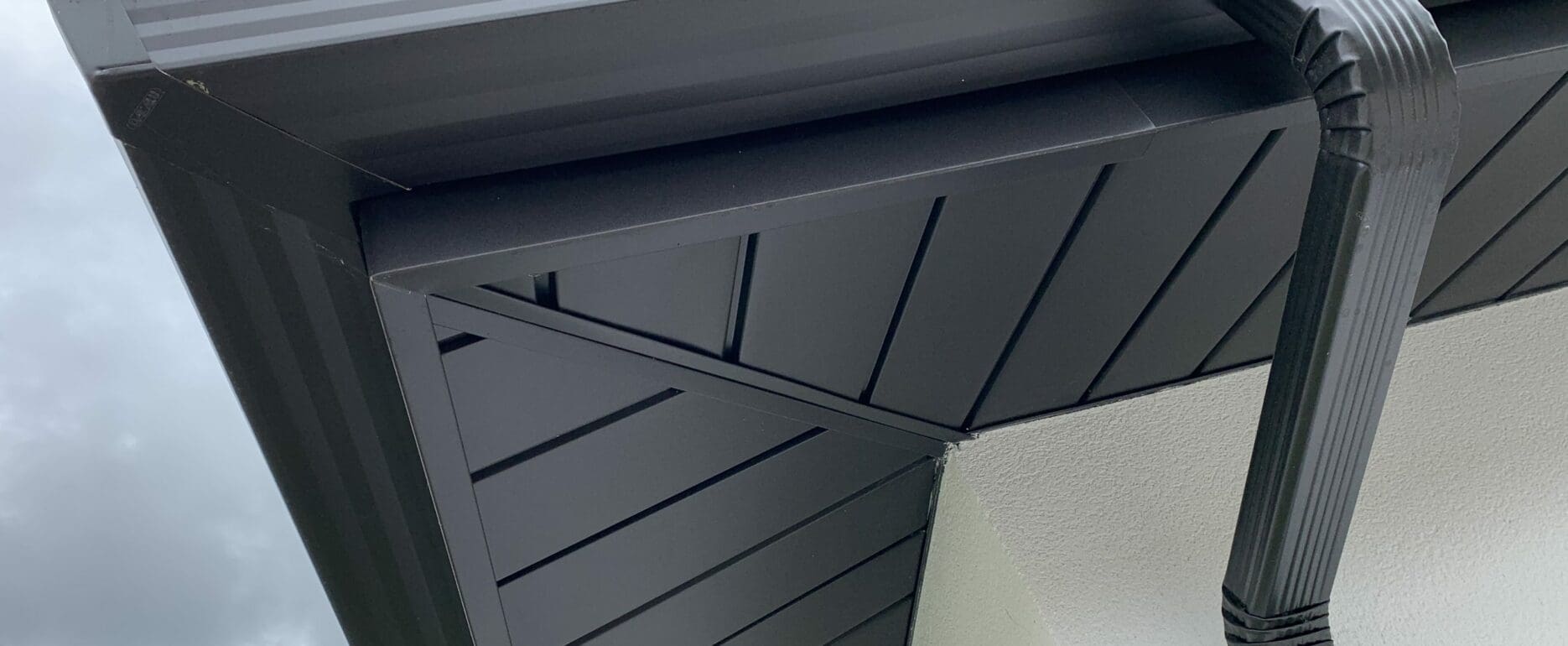 Avancée de toit en aluminium décarboné dalalu21